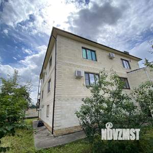 Дом 457м², 3-этажный, участок 10 сот.