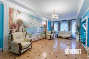 Дом 277м², 4-этажный, участок 9 сот.