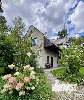 Дом 300м², 2-этажный, участок 15 сот.