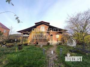 Дом 260м², 3-этажный, участок 9 сот.