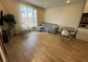 Дом 97м², 2-этажный, участок 4 сот.