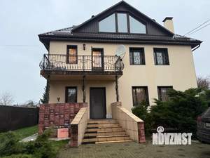 Дом 202м², 3-этажный, участок 18 сот.