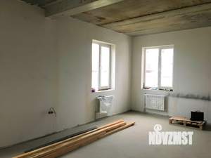 Дом 198м², 2-этажный, участок 6 сот.