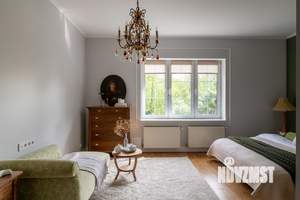 Коттедж 306м², 2-этажный, участок 15 сот.