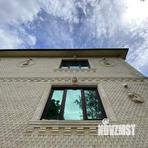 Дом 457м², 3-этажный, участок 10 сот.