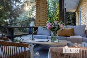 Коттедж 306м², 2-этажный, участок 15 сот.