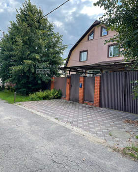 Дом 250м², 3-этажный, участок 6 сот.