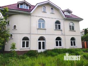 Дом 495м², 3-этажный, участок 12 сот.