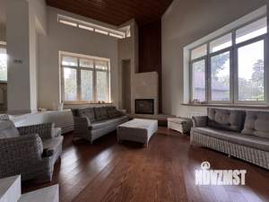 Таунхаус 173м², 3-этажный, участок 6 сот.