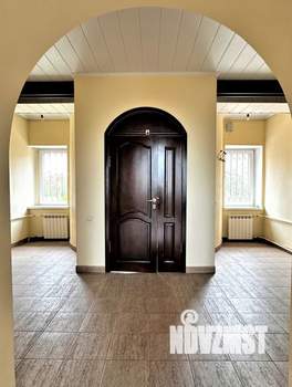 Дом 301м², 3-этажный, участок 12 сот.