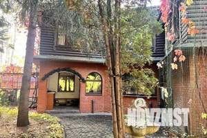 Дом 300м², 2-этажный, посуточно, 