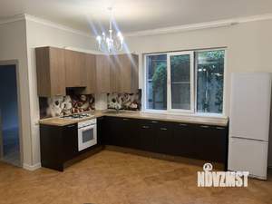 Коттедж 180м², 2-этажный, на длительный срок, 