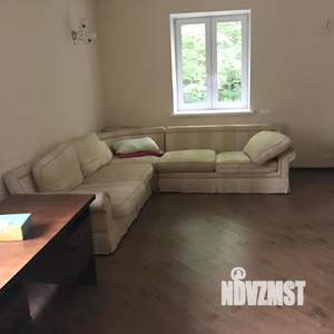 Дом 250м², 2-этажный, на длительный срок, 