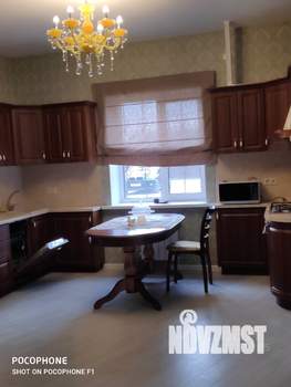 Коттедж 230м², 2-этажный, на длительный срок, 