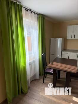 Таунхаус 60м², 2-этажный, на длительный срок, 