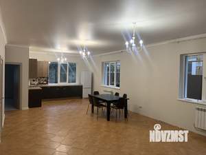 Коттедж 180м², 2-этажный, на длительный срок, 