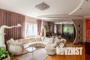 Дом 630м², 3-этажный, посуточно, 
