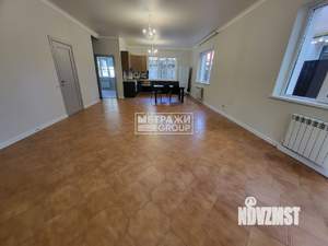 Дом 180м², 2-этажный, на длительный срок, 