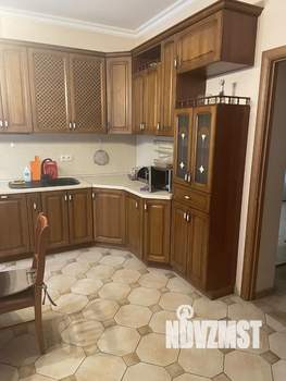 Дом 260м², 2-этажный, на длительный срок, 