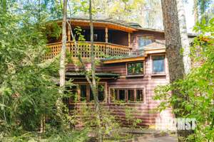 Дом 250м², 2-этажный, посуточно, 