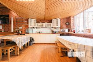 Дом 250м², 2-этажный, посуточно, 