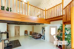 Коттедж 240м², 2-этажный, на длительный срок, 