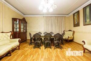 Дом 525м², 2-этажный, посуточно, 