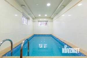 Дом 477м&sup2;, 4-этажный, посуточно, 