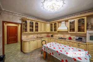 Дом 488м², 4-этажный, посуточно, 