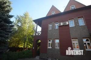 Дом 637м&sup2;, 3-этажный, посуточно, 