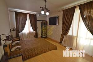 Дом 550м², 2-этажный, посуточно, 