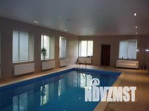 Дом 758м&sup2;, 3-этажный, посуточно, 