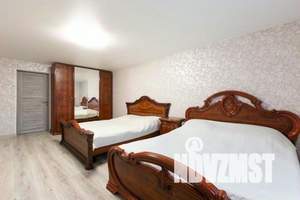 Дом 452м&sup2;, 3-этажный, посуточно, 