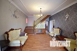 Дом 565м², 2-этажный, посуточно, 