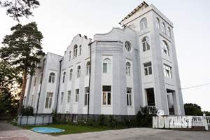 Дом 2400м², 5-этажный, посуточно, 