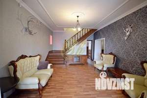 Дом 530м², 2-этажный, посуточно, 