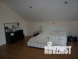 Дом 864м², 3-этажный, посуточно, 