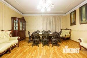 Дом 530м², 2-этажный, посуточно, 