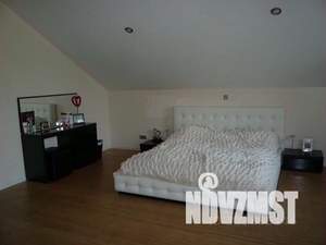 Дом 747м&sup2;, 3-этажный, посуточно, 