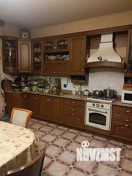 Коттедж 225м², 3-этажный, на длительный срок, 