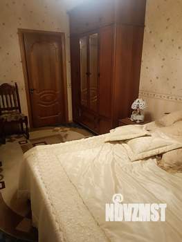 Коттедж 225м², 3-этажный, на длительный срок, 