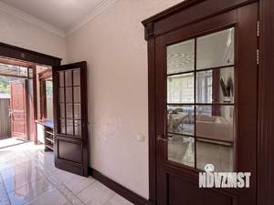 Дом 250м², 2-этажный, на длительный срок, 