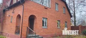 Коттедж 200м², 3-этажный, на длительный срок, 