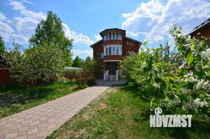 Дом 820м&sup2;, 3-этажный, посуточно, 