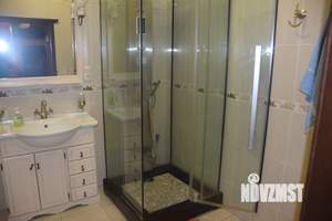 Дом 497м&sup2;, 3-этажный, посуточно, 