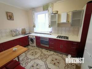 Дом 1100м², 3-этажный, посуточно, 