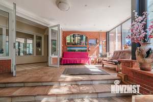 Дом 650м², 3-этажный, посуточно, 