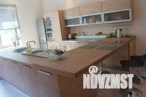 Дом 747м², 3-этажный, посуточно, 