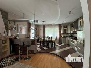 Дом 540м², 3-этажный, посуточно, 