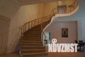 Дом 758м&sup2;, 3-этажный, посуточно, 